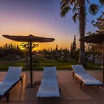 The Small Village Hotel Mastihari