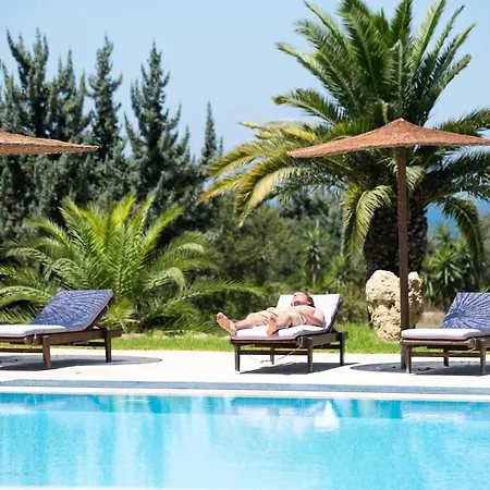 The Small Village Hotell Masticharion