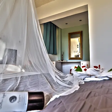 The Small Village 4* ماستيخاري