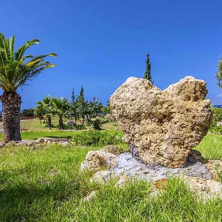 The Small Village 4* ماستيخاري