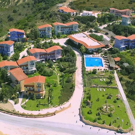 The Small Village 4* ماستيخاري