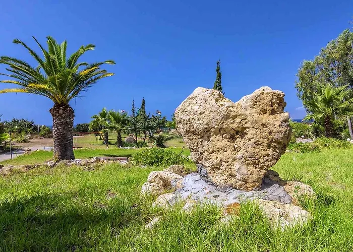 The Small Village 4* Μαστιχάρι