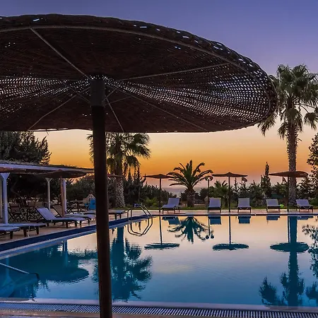 The Small Village 马斯蒂查里