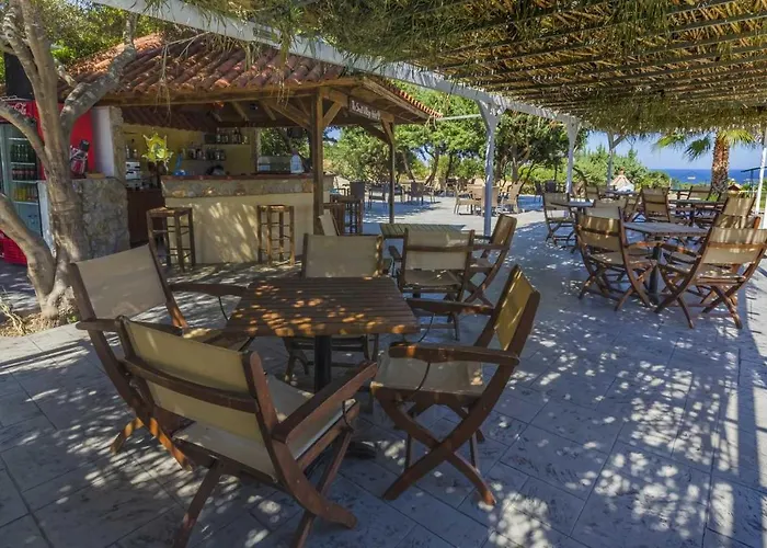 Hotel The Small Village 4*